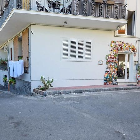 Il Muro Vecchio Studios Giardini Naxos Exteriér fotografie